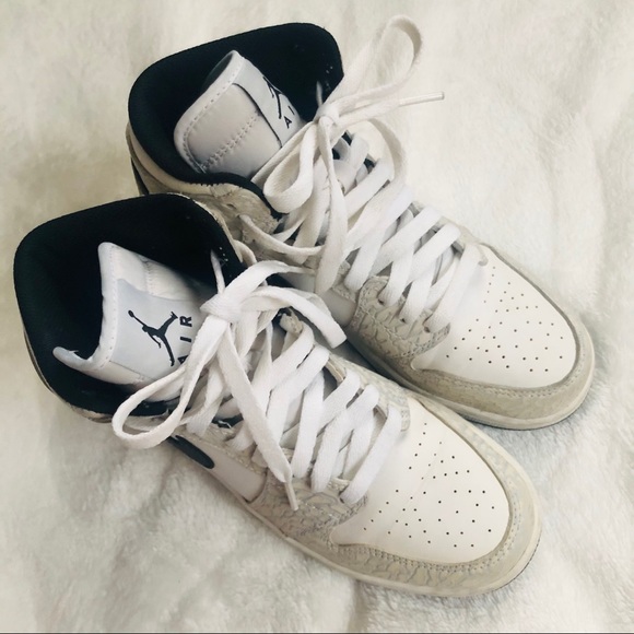 Nike AIR JORDAN 1 RETRO HI PREM BG Kid - Picture 6 of 13